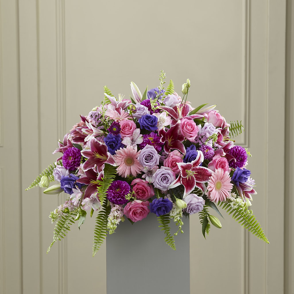 Fare Thee Well Pedestal – Grass Valley Florist, Grass Valley CA