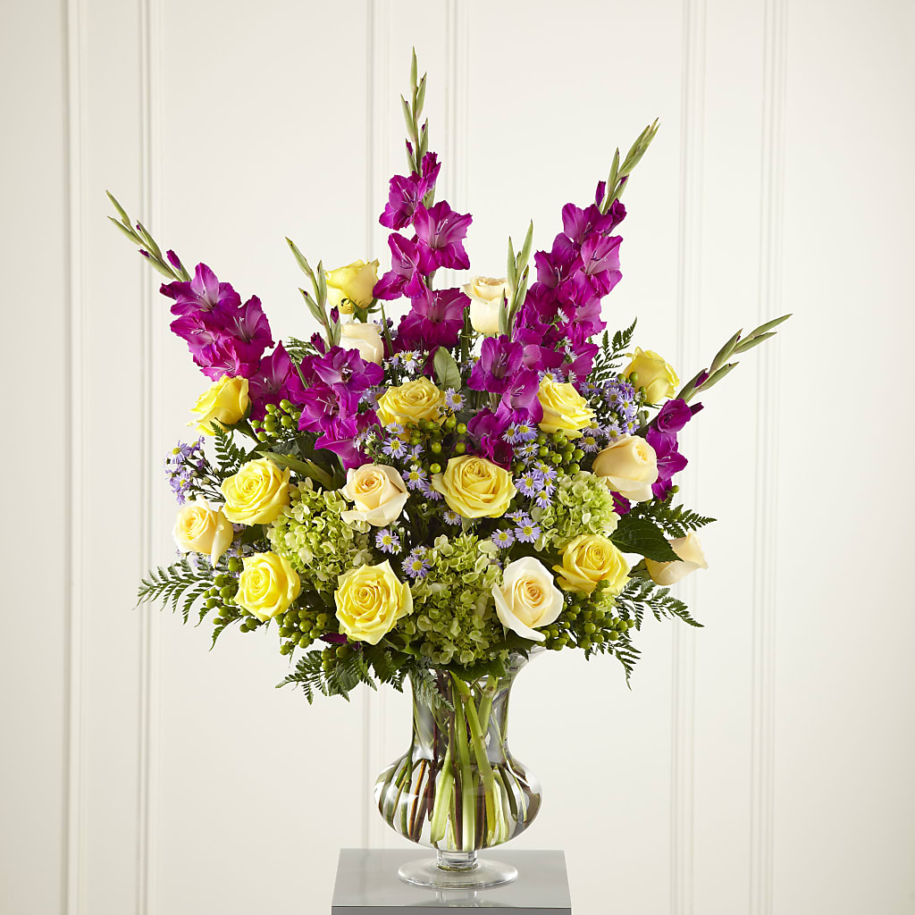 Loveliness Arrangement – Grass Valley Florist, Grass Valley CA