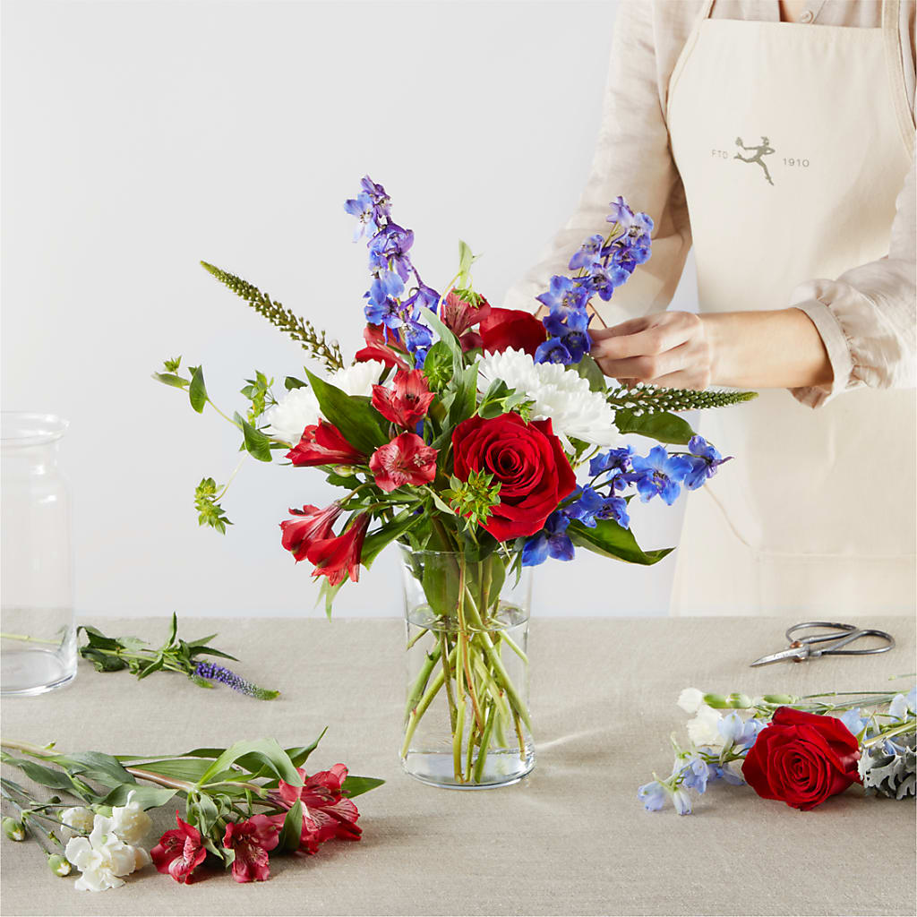 Star Spangled - A Florist Original –  Grass Valley Florist, Grass Valley CA
