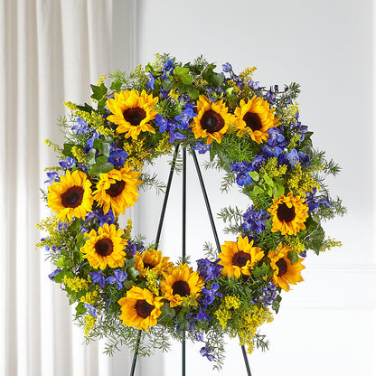 Bright Rays Wreath –  Grass Valley Florist, Grass Valley CA